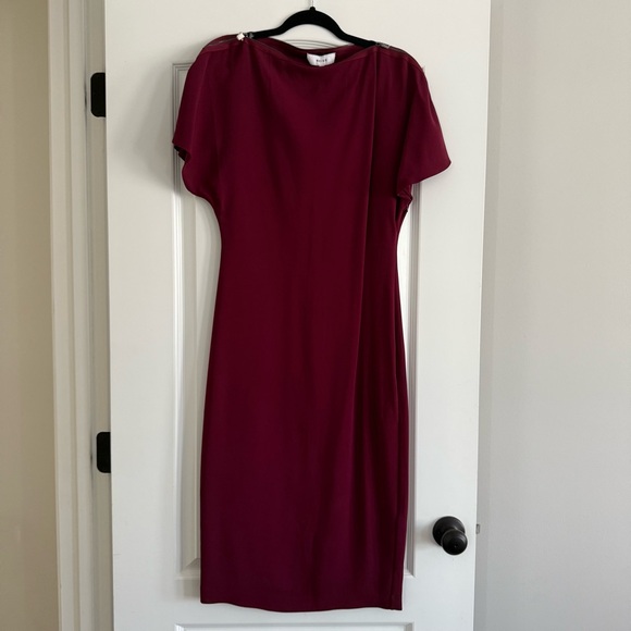 NWT REISS Josie Zip Detail Midi Sheath Dress
NWT - Picture 9 of 11